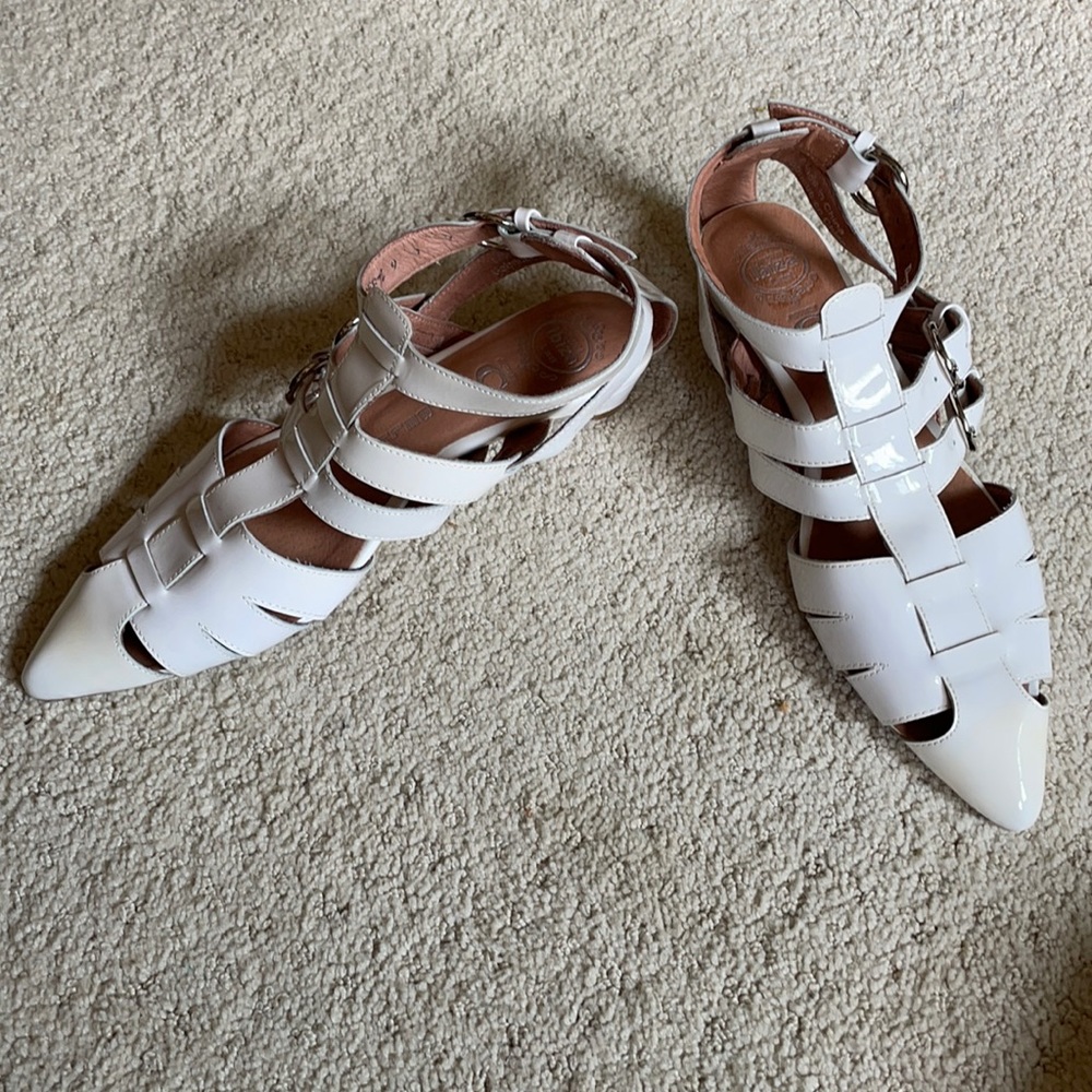 Jeffrey Campbell cream DEETZ patent flat 9